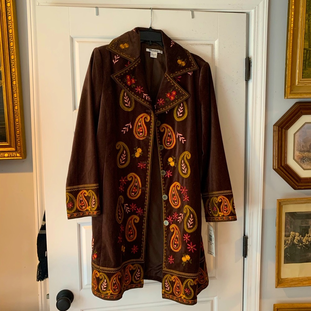 Embroidered Vintage Long Coat